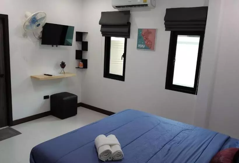 Private Pool Villa With Jacuzzi At Royal Park Village   Walk To The Beach   6 People   Max 3 Males