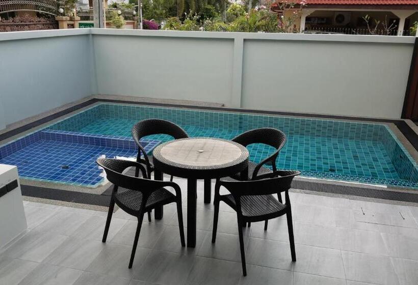 Private Pool Villa With Jacuzzi At Royal Park Village Walk To The Beach 6 People Max 3 Males