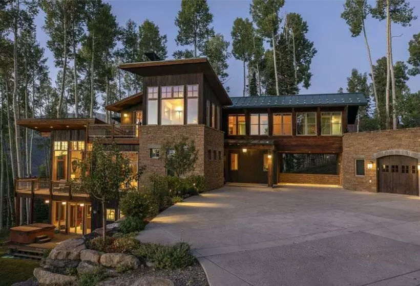 Canyon View Retreat