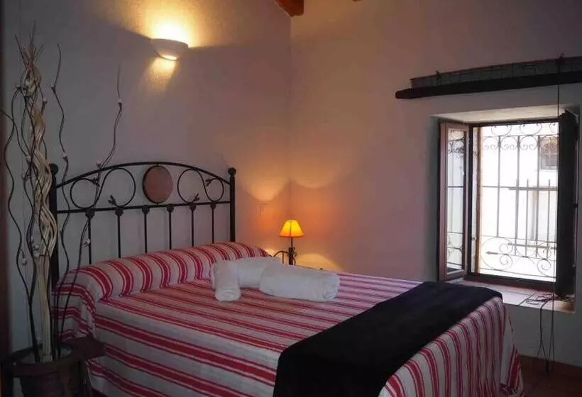 Casa Rural El Guindo