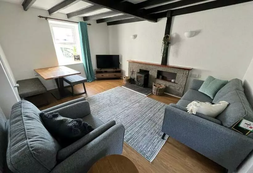 Escapism Wales Gwalia