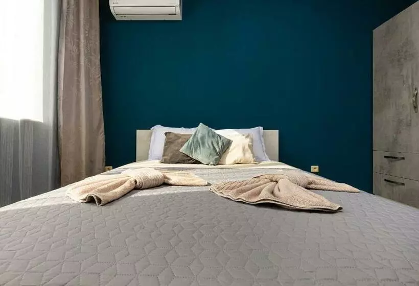 Modernly Designed 1bd Apartment With A Nice Terrace