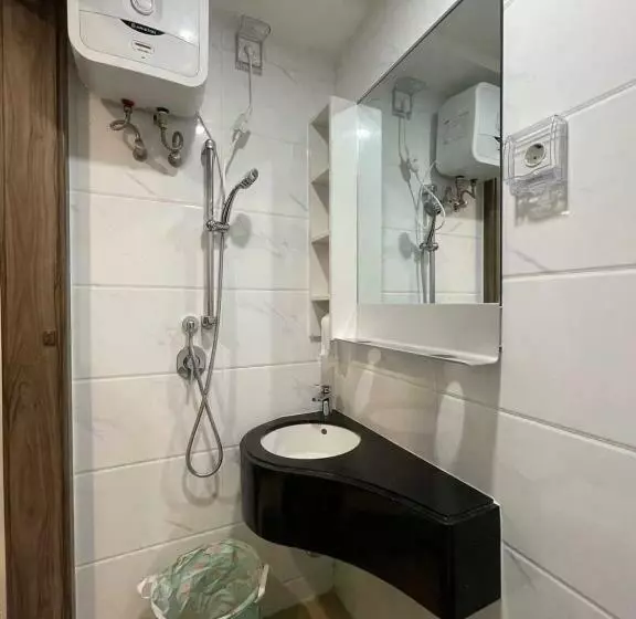 Precious Angel Apartment Sky House Bsd