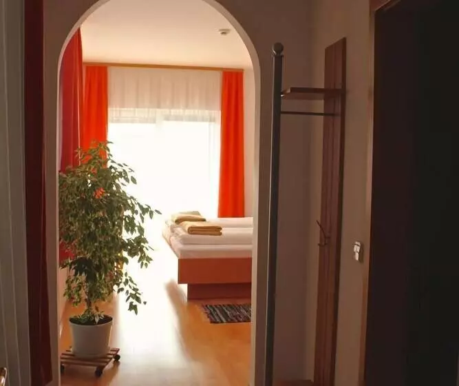 Garni Hotel Villa Tamara