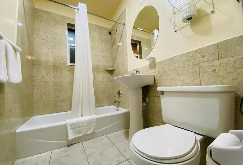 호텔 A 1 A Super Inn