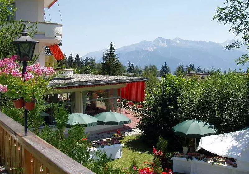 호텔 Alpina & Savoy