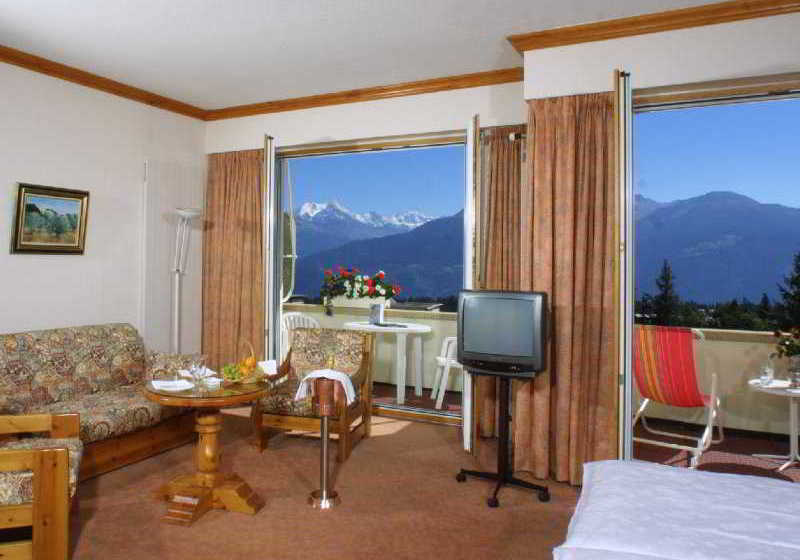 ホテル Alpina & Savoy