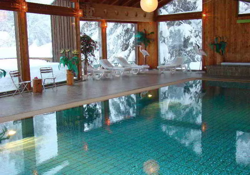 호텔 Alpina & Savoy