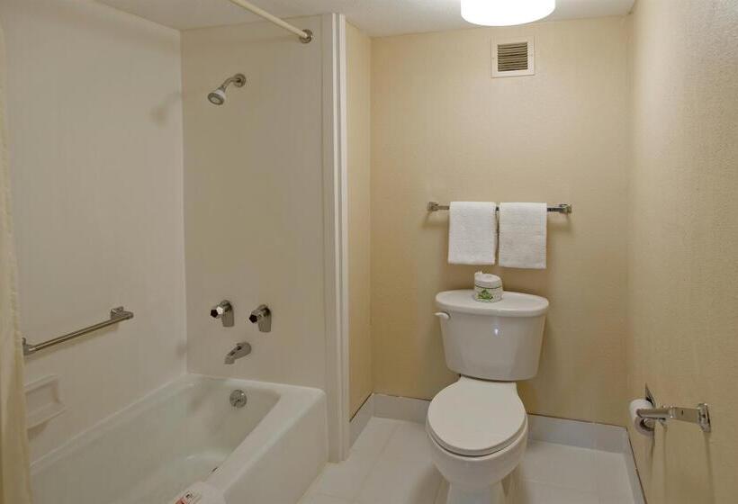 ホテル Americas Best Value Inn Forest