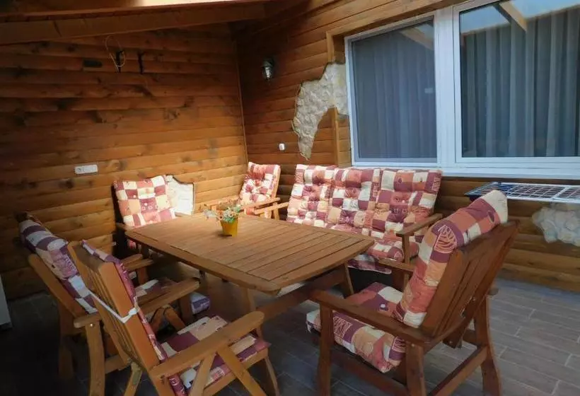 בית מלון כפרי Aquacentrum