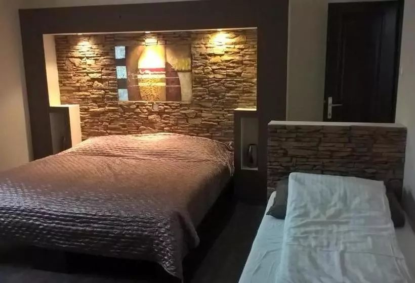 בית מלון כפרי Aquacentrum