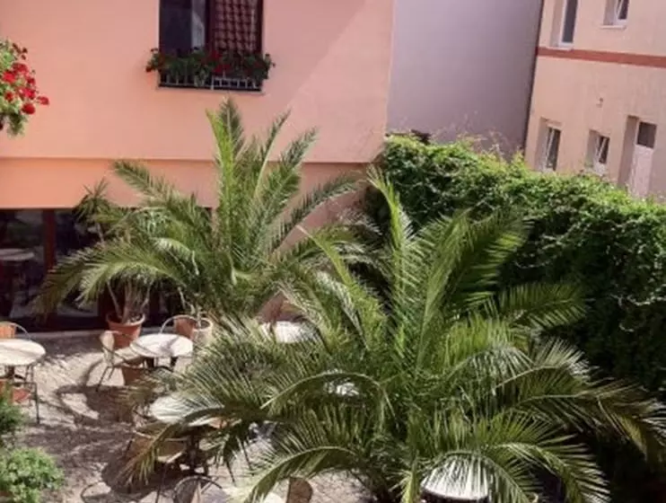 호텔 Arte Vida Ohg