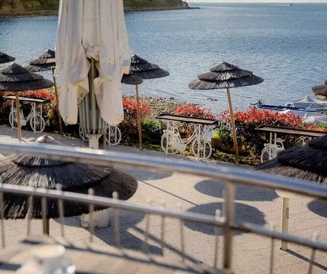 هتل Barbara Piran Beach