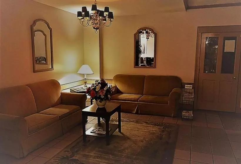 ホテル Columbus Inn & Suites