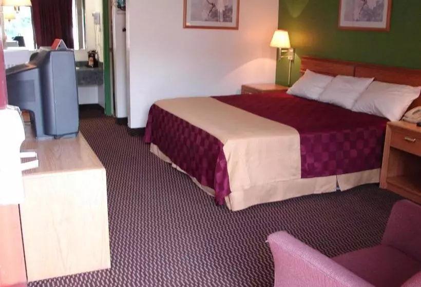 ホテル Columbus Inn & Suites