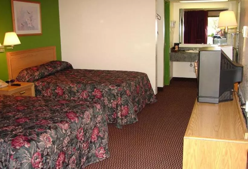 ホテル Columbus Inn & Suites