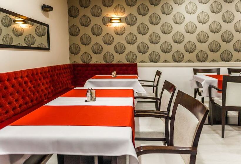 فندق Corso Boutique