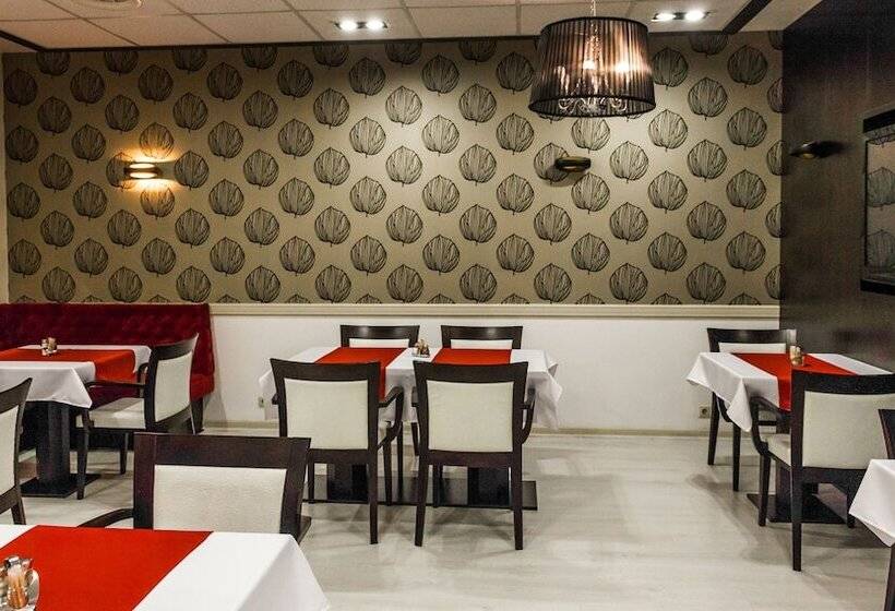 فندق Corso Boutique