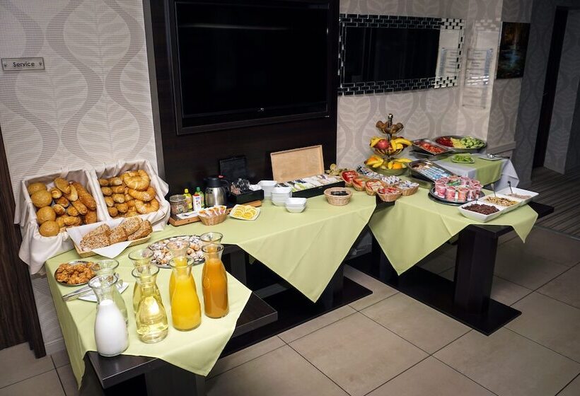 فندق Corso Boutique