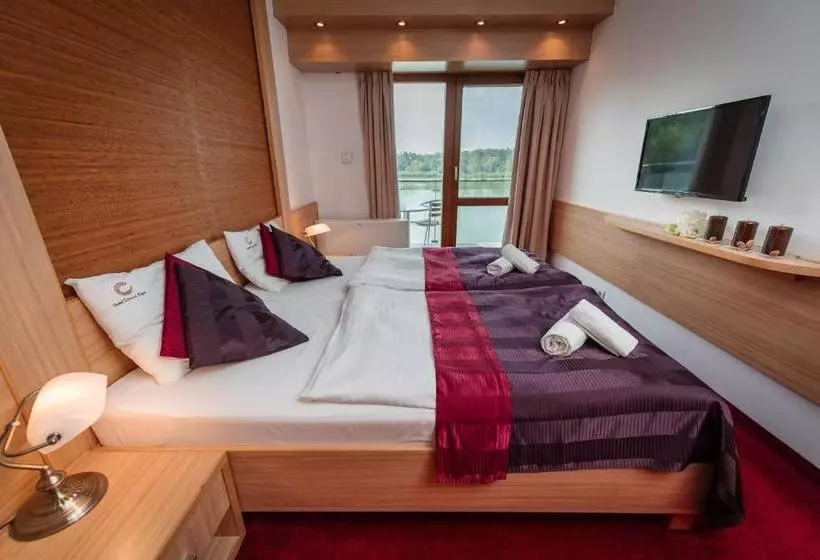 Отель Corvus Aqua