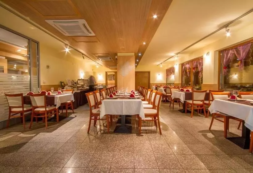 Отель Corvus Aqua