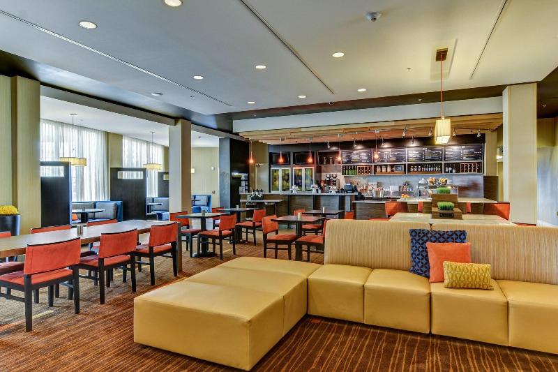 فندق Courtyard By Marriott Bridgeport Clarksburg