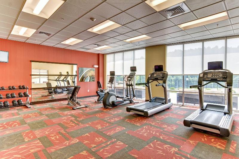 فندق Courtyard By Marriott Bridgeport Clarksburg