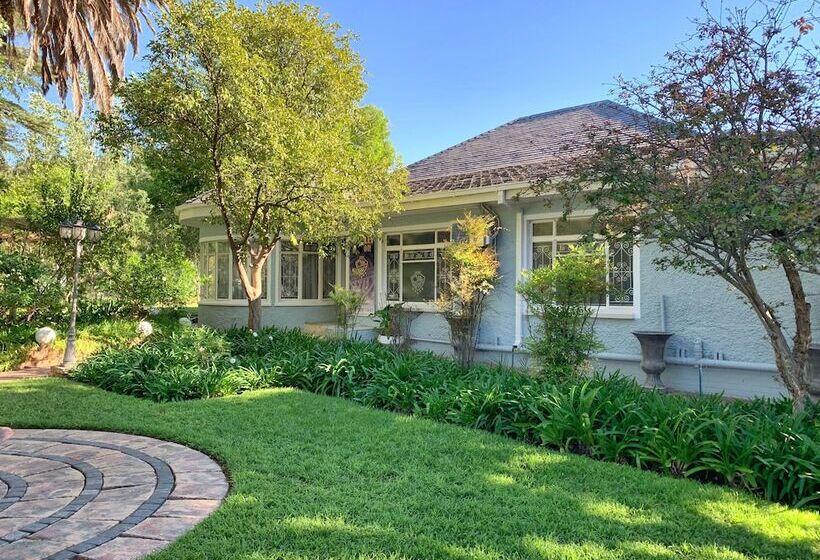 ホテル Dersley Manor