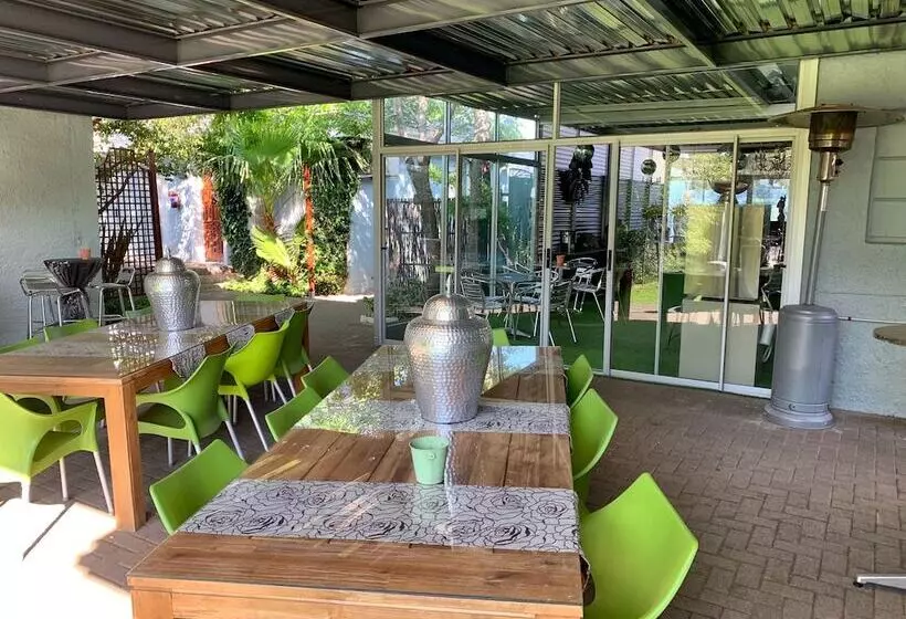 酒店 Dersley Manor