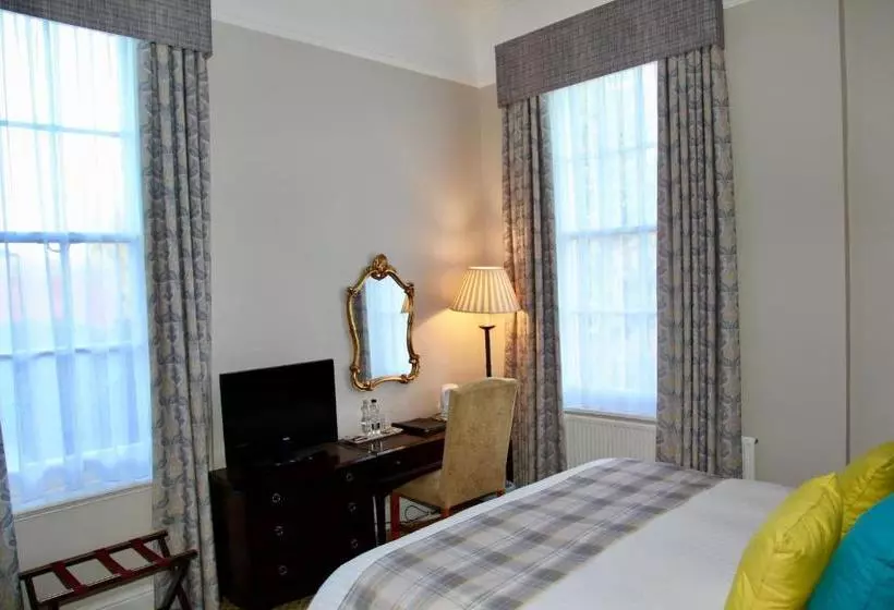 בית מלון כפרי Dovecliff Hall