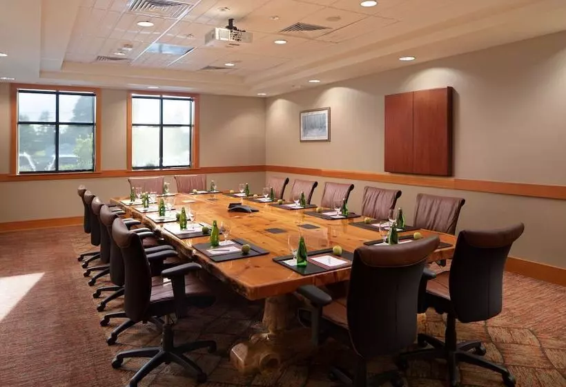 فندق Great Wolf Lodge Grand Mound