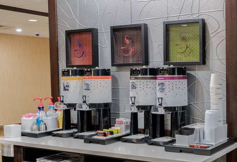 Отель Hampton Inn Lake Charles