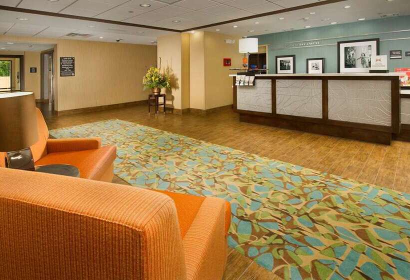Отель Hampton Inn Lake Charles