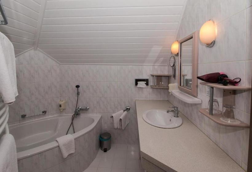 בית מלון כפרי Hasik