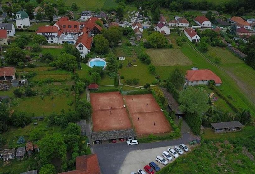 בית מלון כפרי Hasik