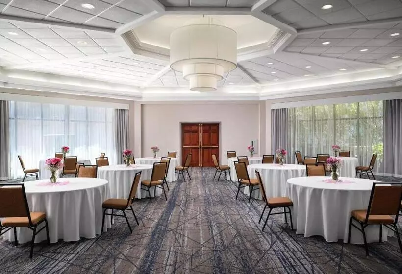 호텔 Holiday Inn Express And Suites New Orleans Airport, An Ihg