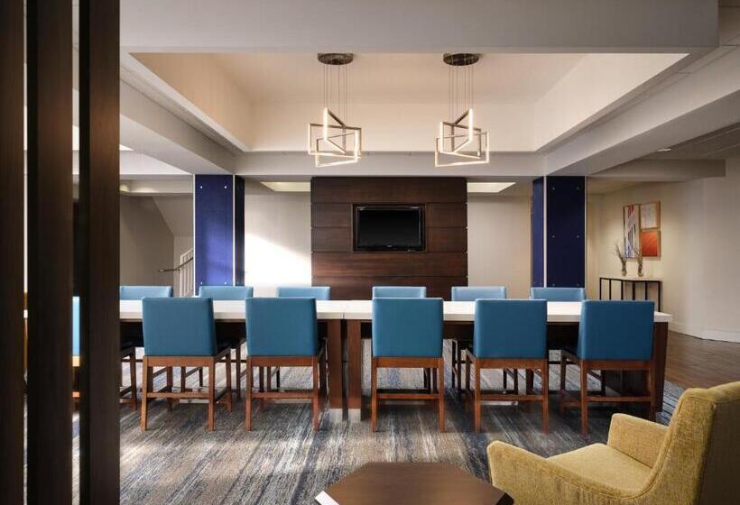 호텔 Holiday Inn Express And Suites New Orleans Airport, An Ihg