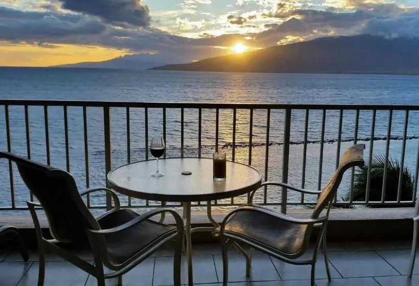 호텔 Menehune Shores