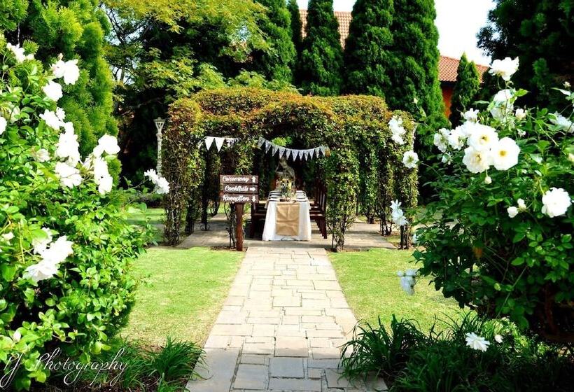 ホテル Midrand Conference Centre