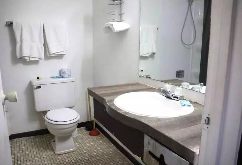 ホテル O Oskaloosa Hwy 63/92