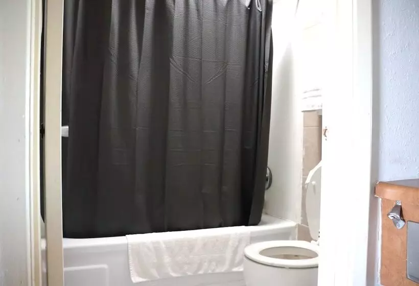 ホテル O Oskaloosa Hwy 63/92