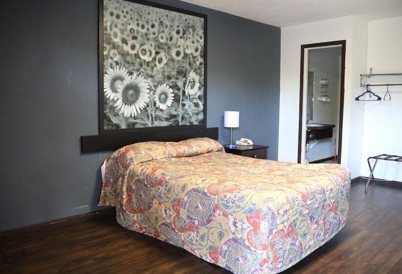 בית מלון כפרי O Oskaloosa Hwy 63/92