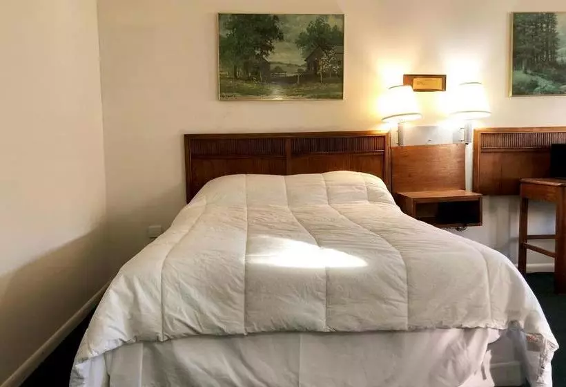 ホテル Red Carpet Inn Coxsackie