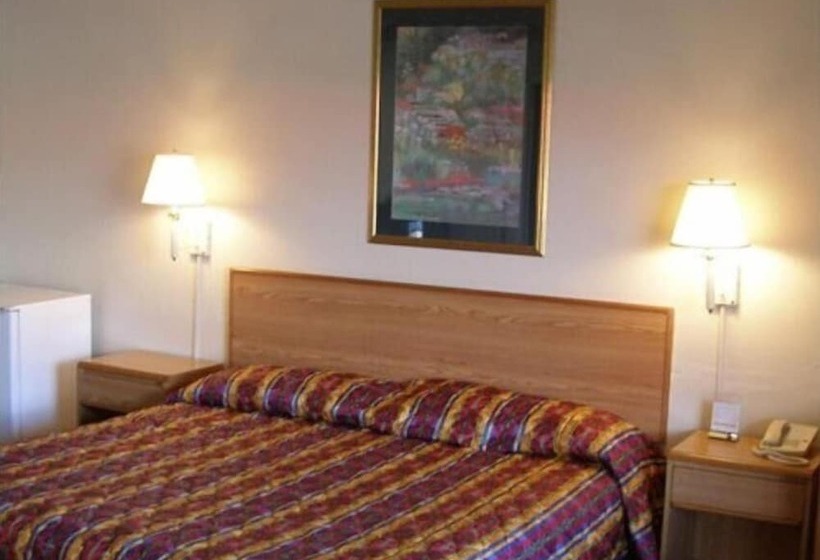 فندق Red Carpet Inn Starke