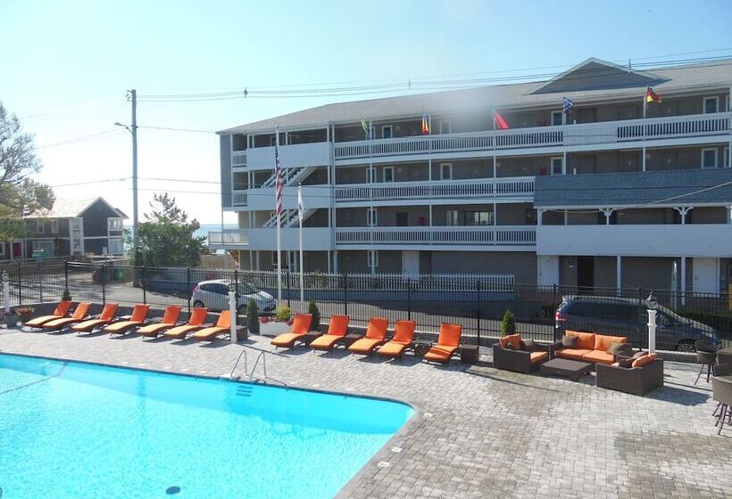 Surfside Hotel And Suites