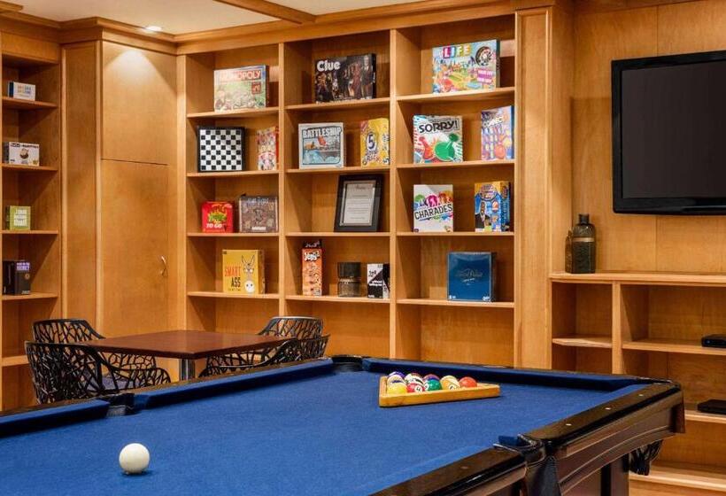 Viana Hotel And Spa, Trademark Collection By Wyndham