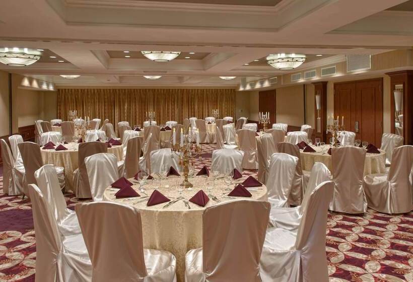 Viana Hotel And Spa, Trademark Collection By Wyndham