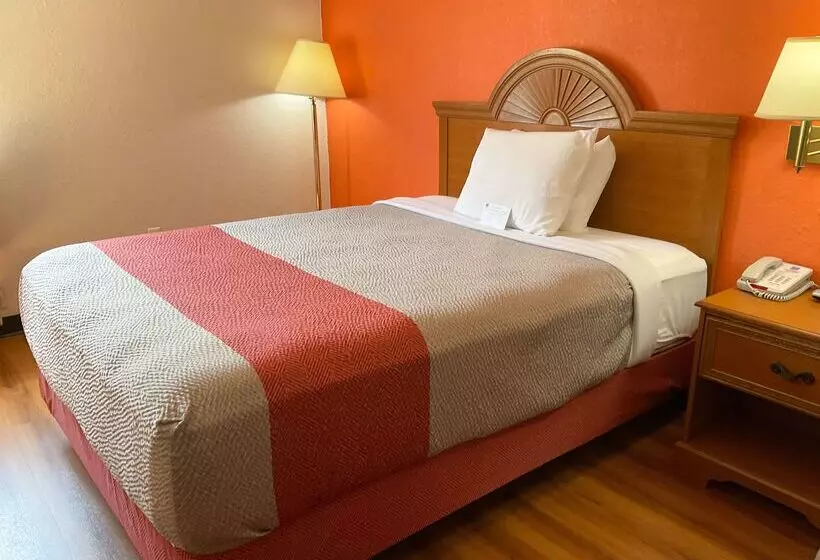 Motel 6 Hannibal, Mo