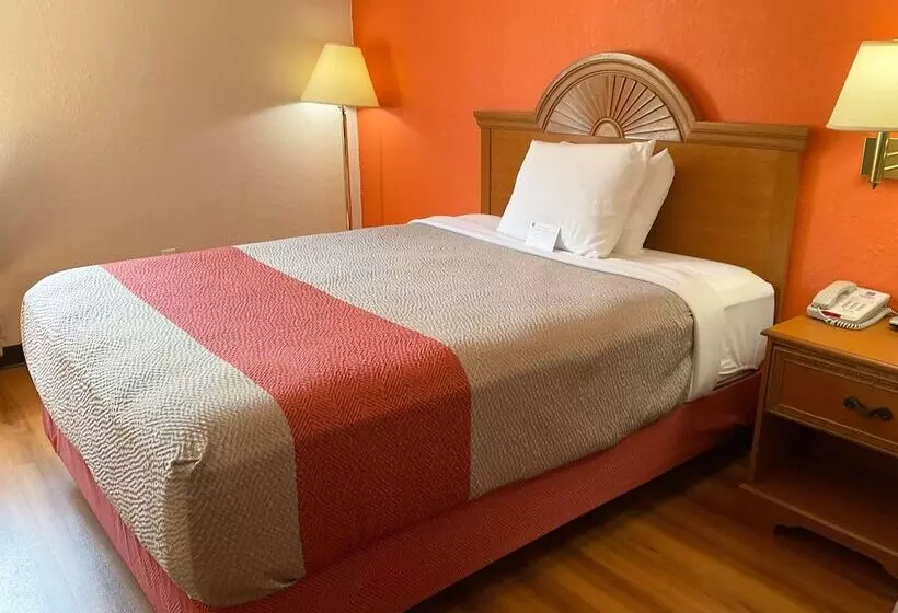 Motel 6 Hannibal, Mo