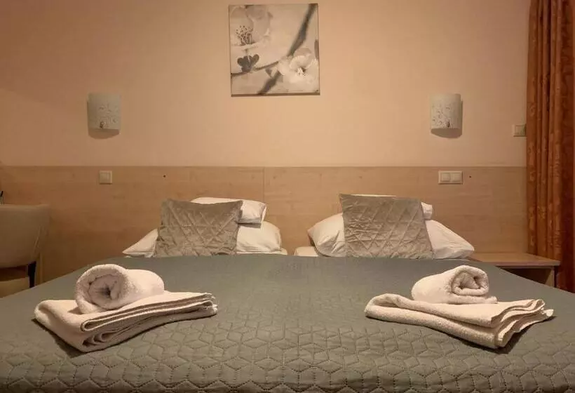 Nimród Hotel és ètterem